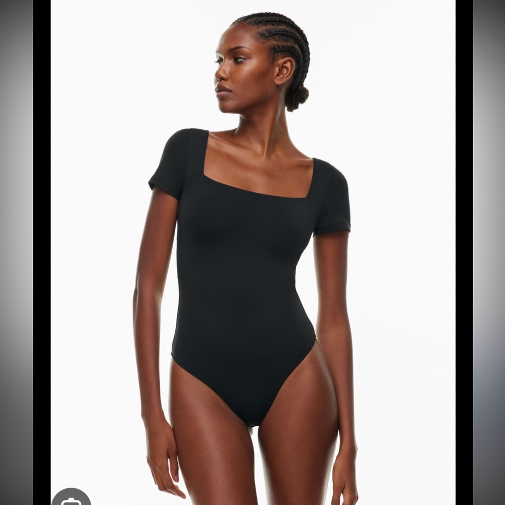 Aritzia Contour Bodysuit